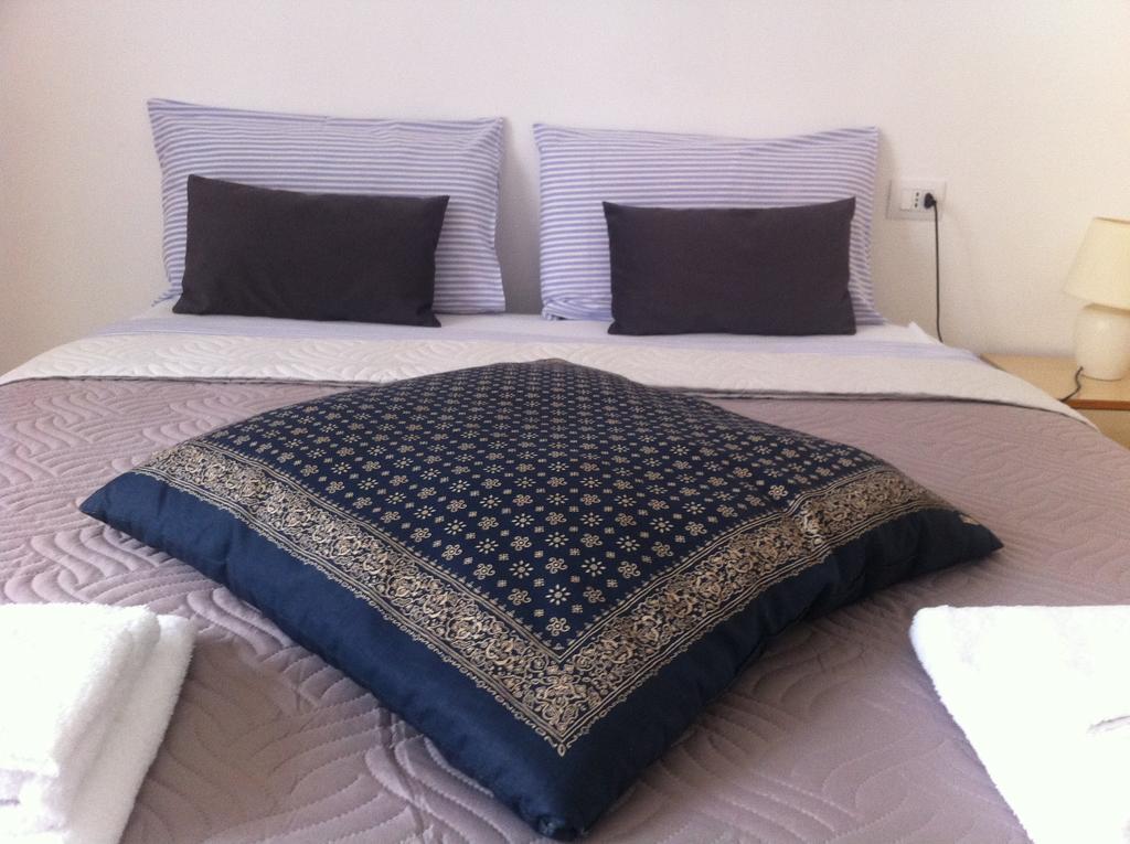 B&B Majestade Cagliari Kamer foto