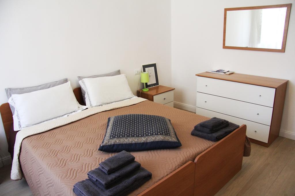B&B Majestade Cagliari Kamer foto