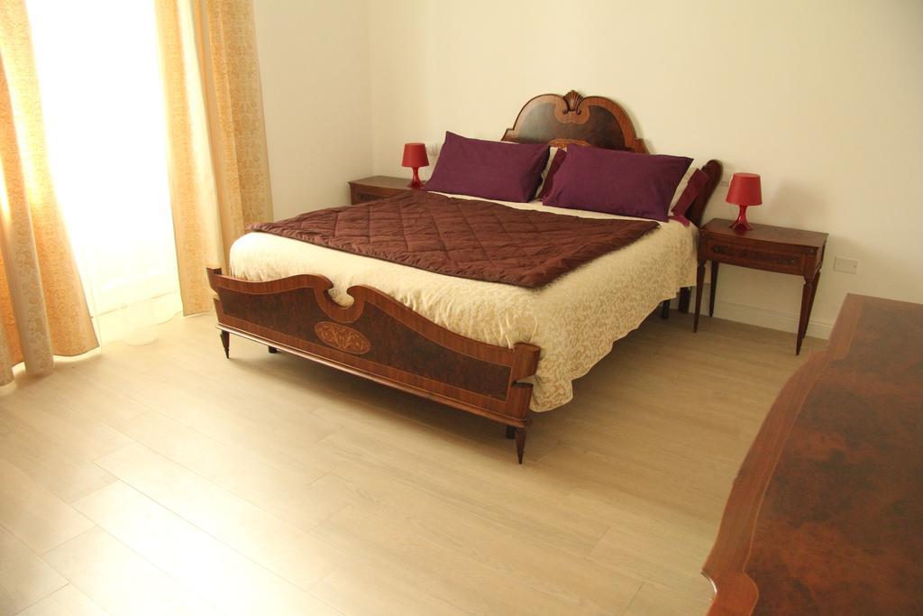 B&B Majestade Cagliari Kamer foto